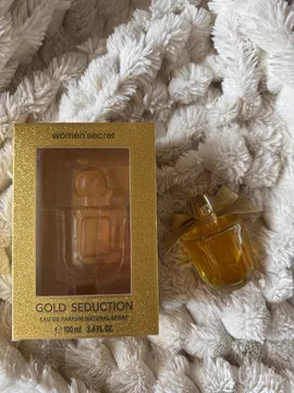 Women secret gold sedustion sa šljokicama