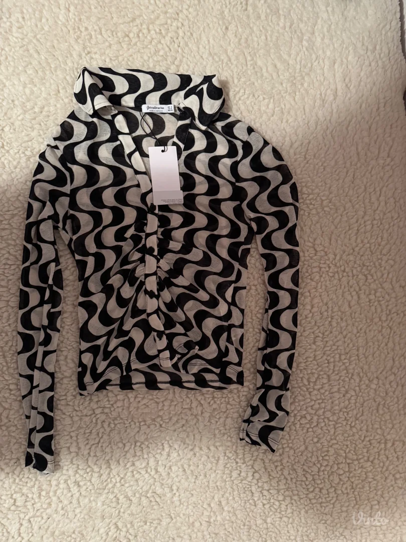 Stradivarius košuljica-bluzica NOVO