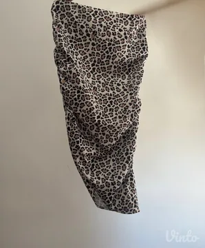 Atraktivna leopard suknja sa naborima