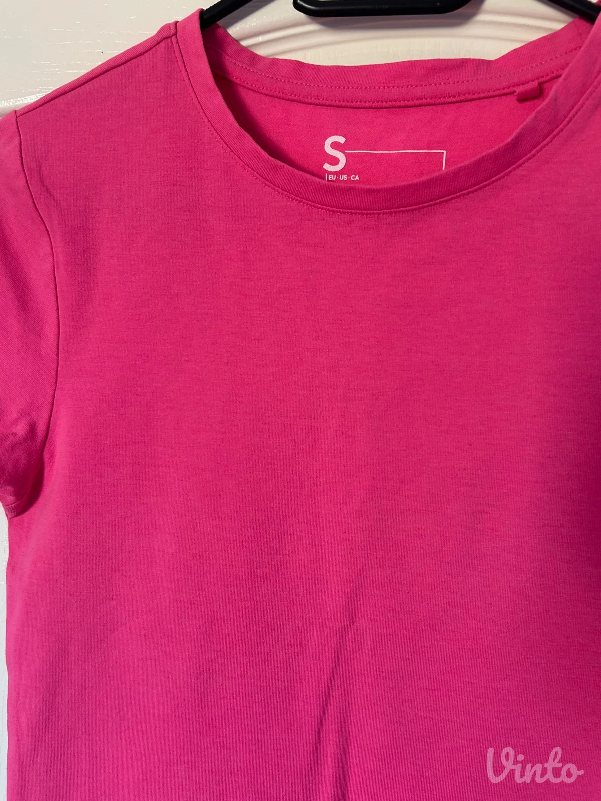 Pink crop majica