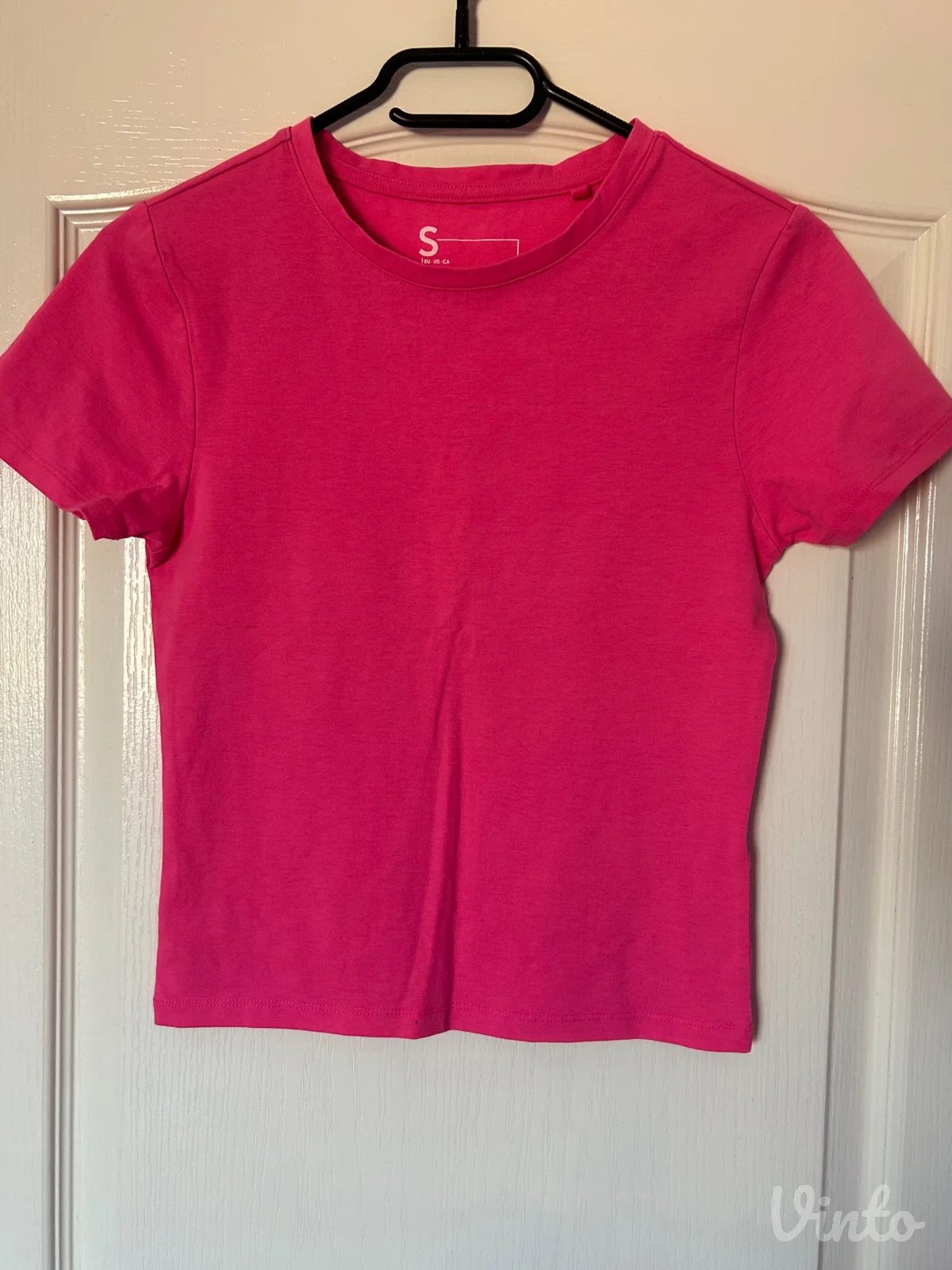 Pink crop majica