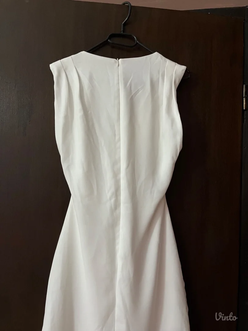 Elegantna mini haljina