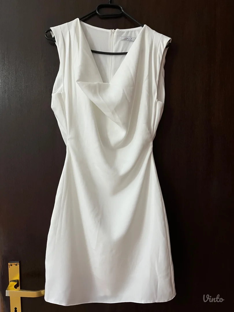 Elegantna mini haljina