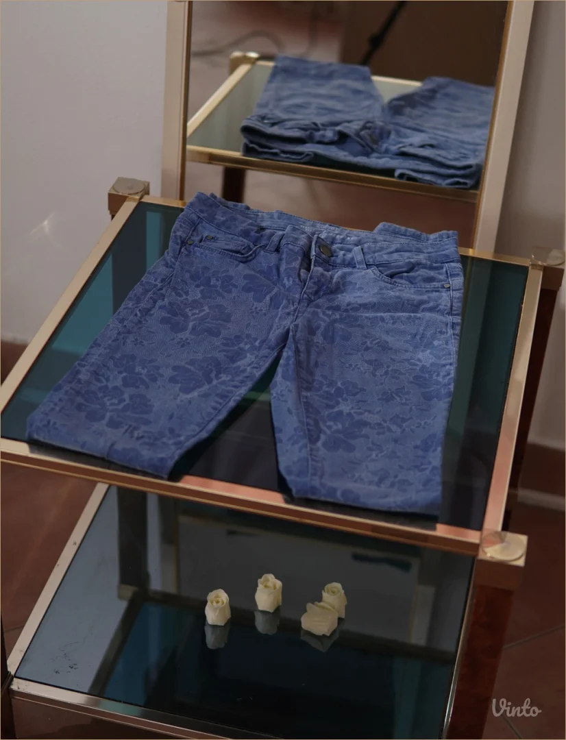 5.5.3. Esprit skinny plave farmerke M