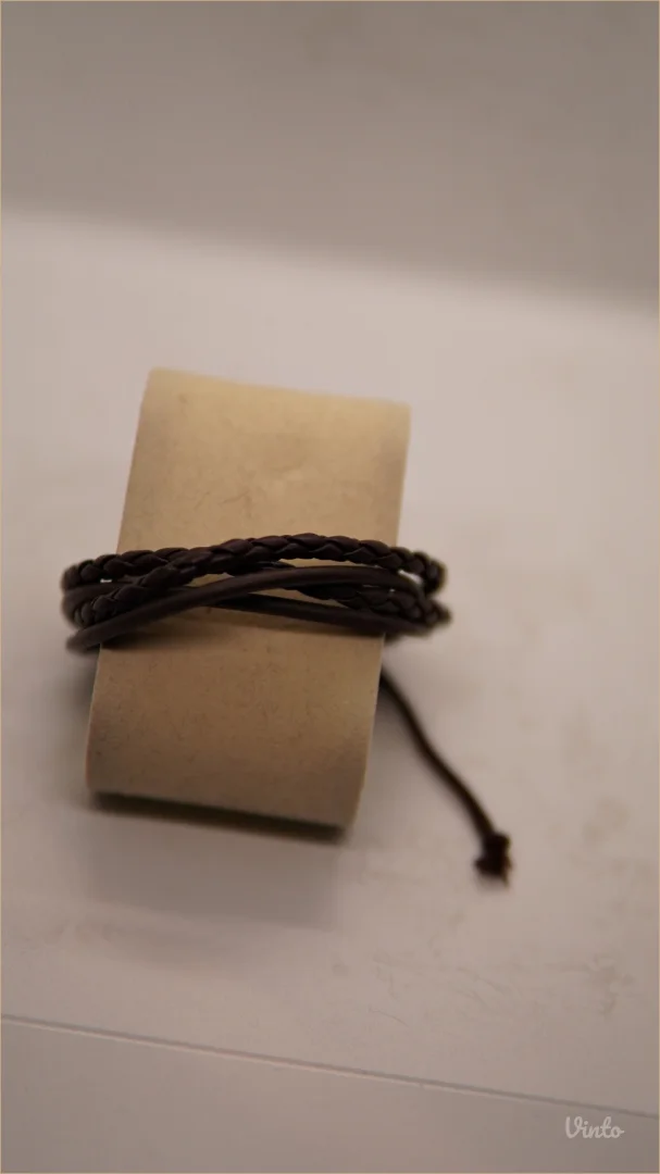 9.7. Muška narukvica tamno braon