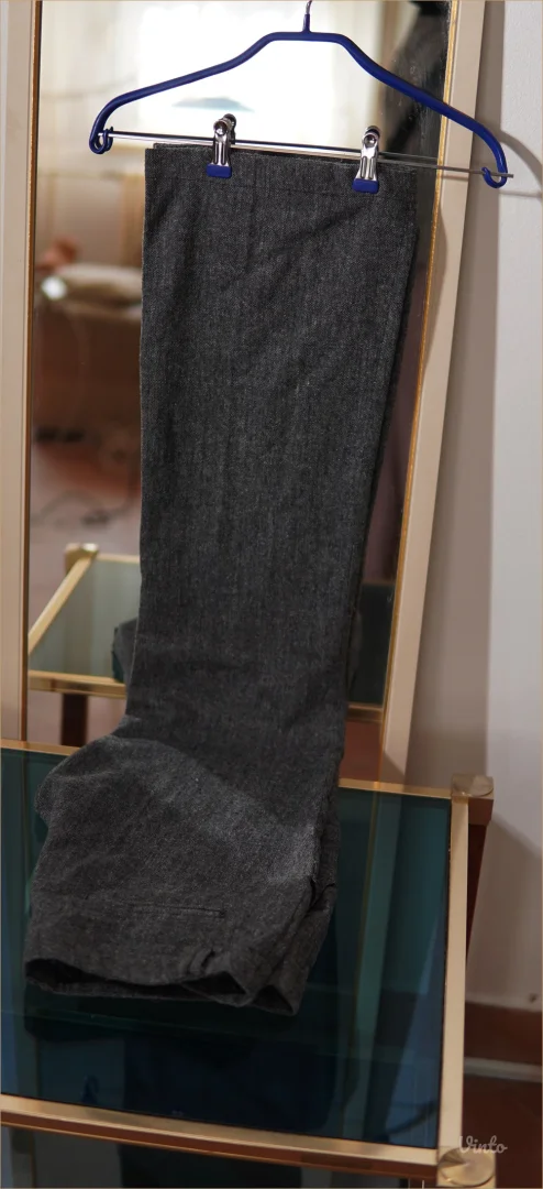 5.4.3. Elegantne sive zimske pantalone L