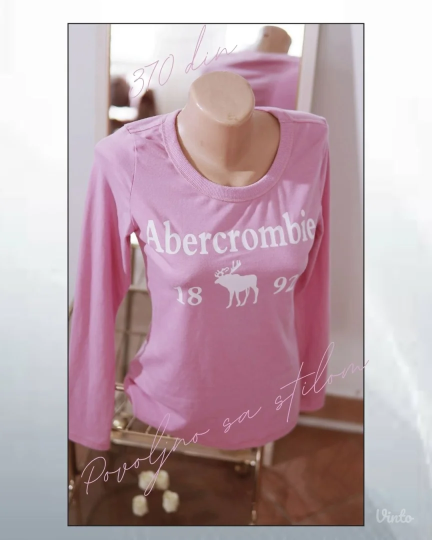 4.5. Roza Abercrombie efektna majica S