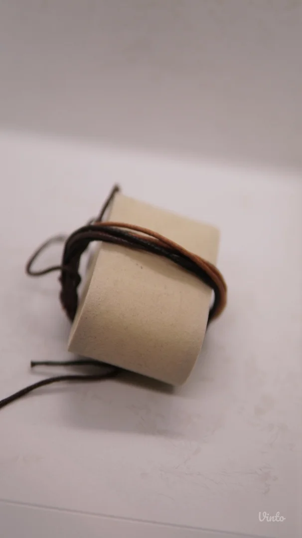 9.7. Muška narukvica u više braon nijansi