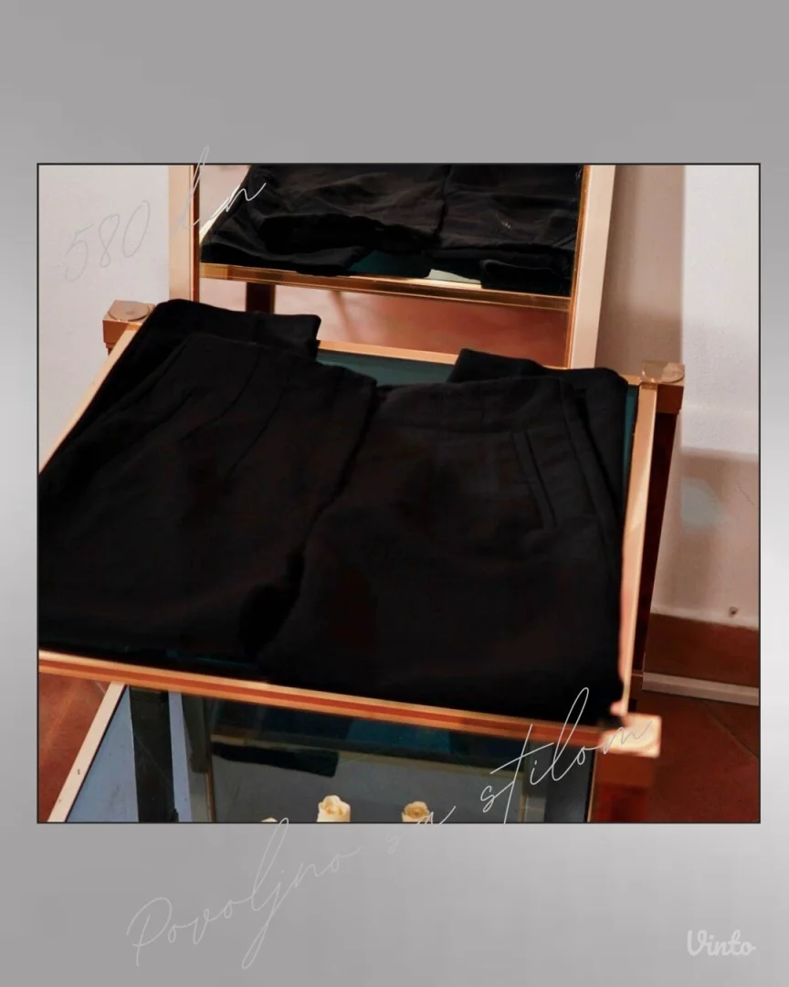 5.4.2. Karol crne M pantalone