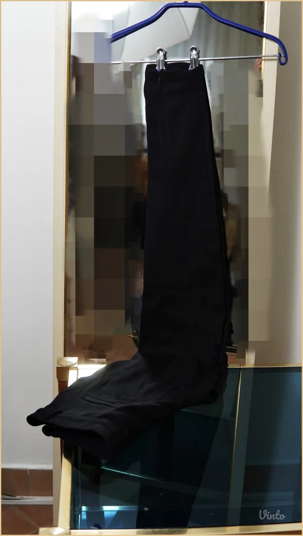 5.4.2. Crne skinny pantalone cigaret kroja S