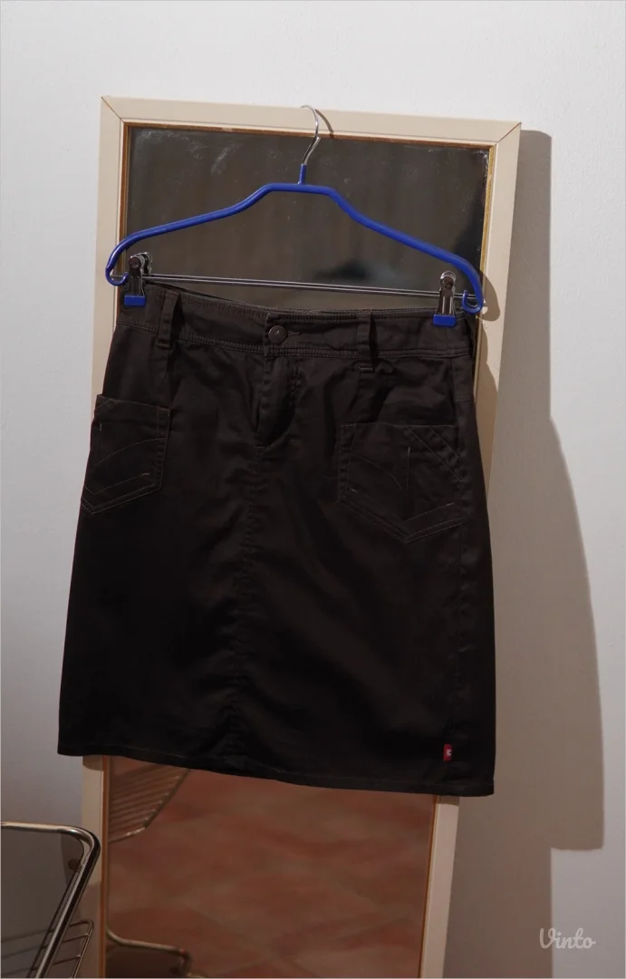 2.3.2. Braon M suknja Passage