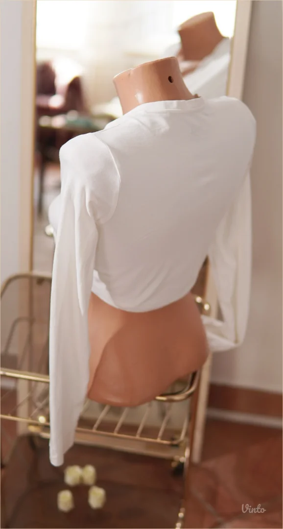 4.5. s.Oliver bela top majica M