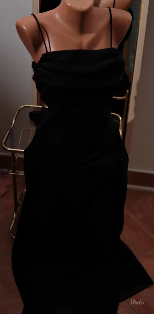 1.5. Svečana elegantna crna haljina M