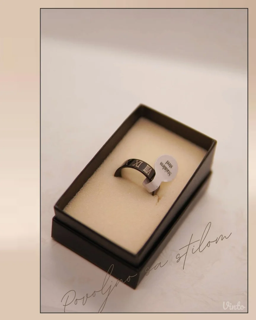 9.6.6.21. Crni prsten sa rimskim brojevima