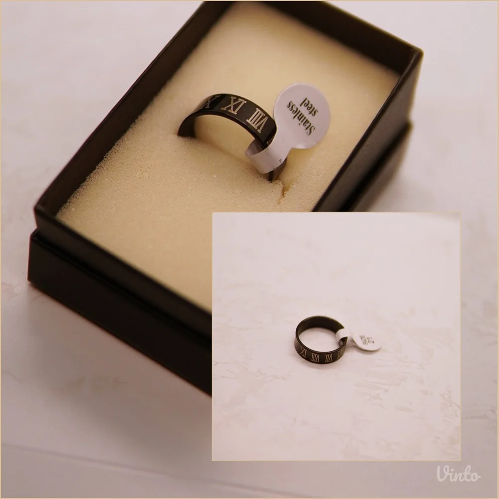 9.6.6.21. Crni prsten sa rimskim brojevima