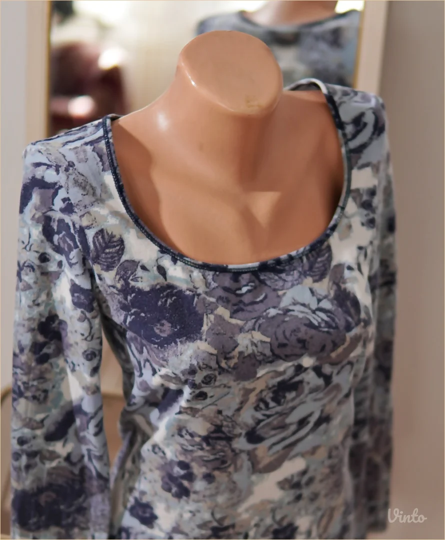 4.5. Vero Moda plava tunika M