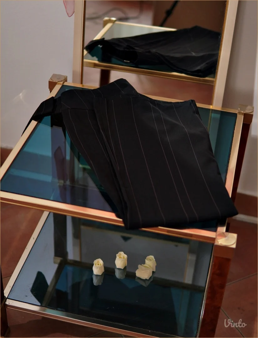 5.4.2. Identic L elegantne pantalone na pruge