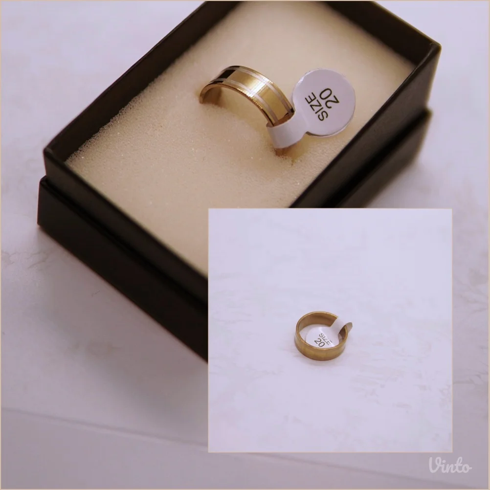 9.6.9.20. Muški prsten klasičan zlatna boja