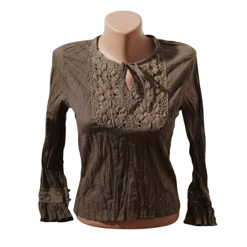 3.5. Braon bluza sa čipkom XS s.Oliver