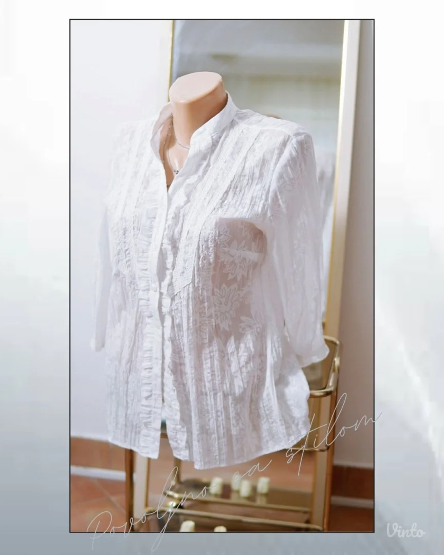 3.4. Yessica C&A bela čipkana L bluza