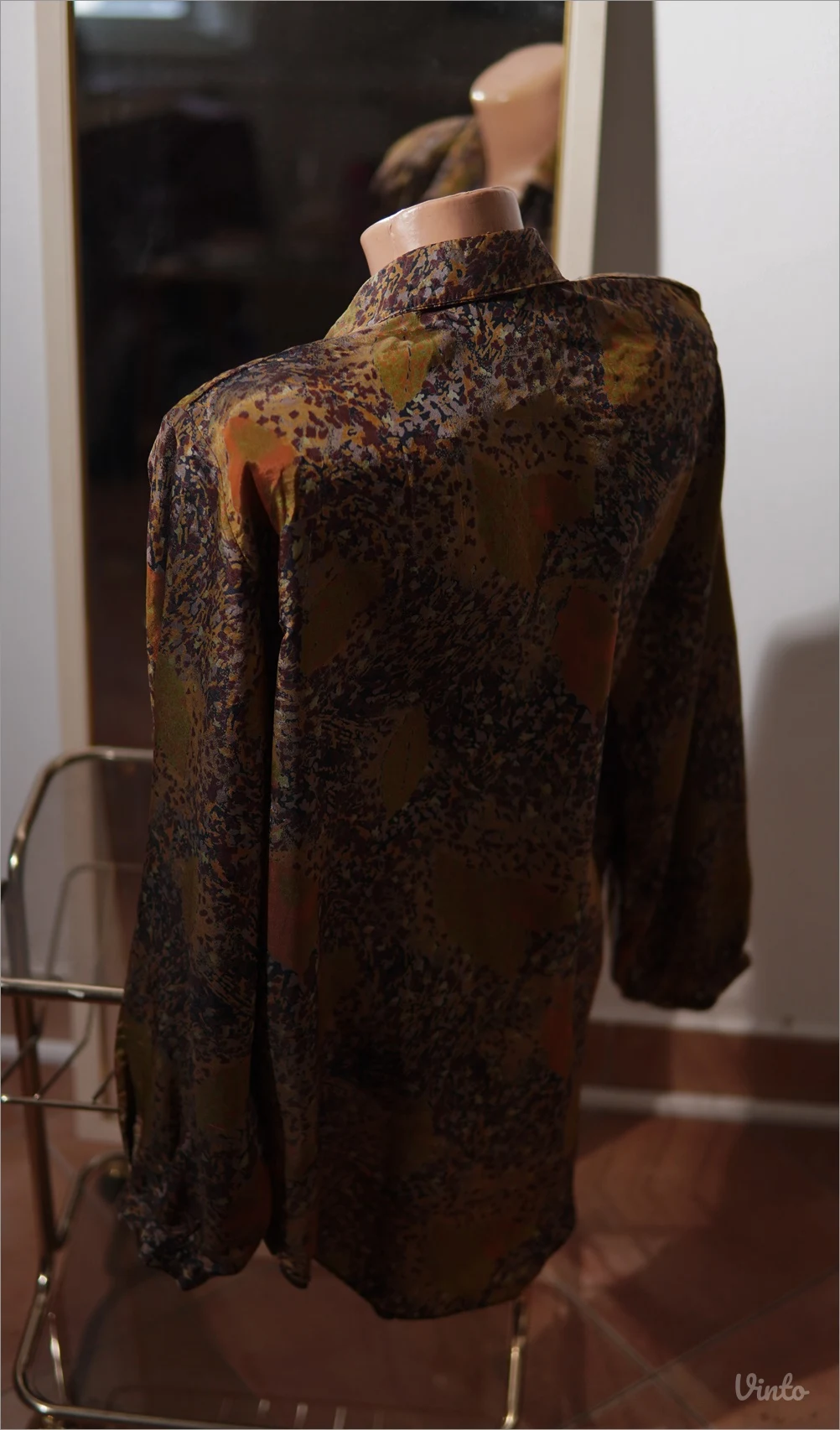 3.5. Šarena vintage košulja L