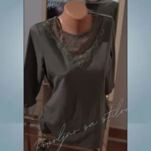 4.4. Majica M sa čipkanim izrezom Janina