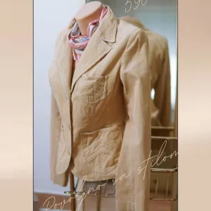 6.5. Bež somotski H&M sako