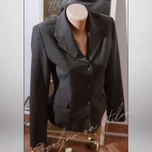 6.5. Sivi Elegantni sako M