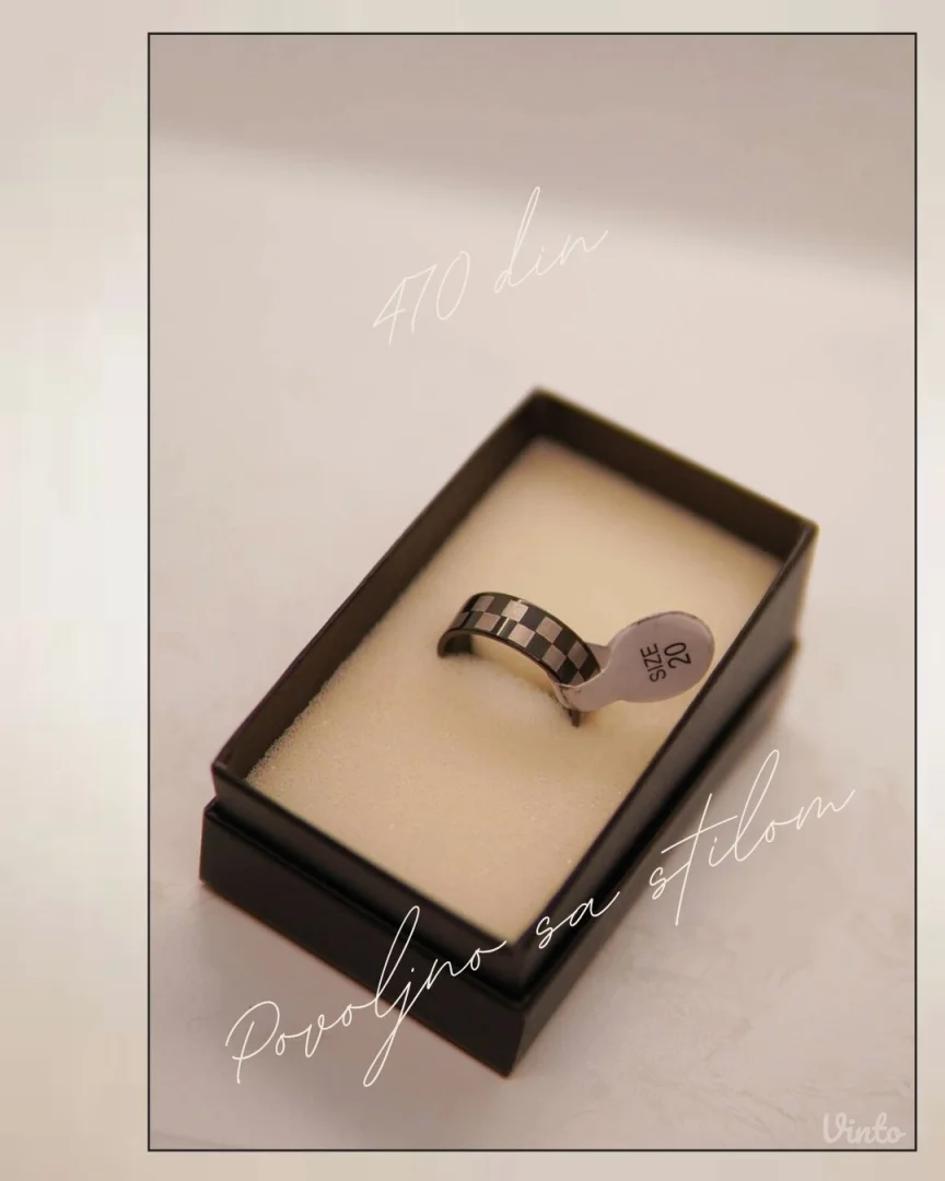 9.6.5.20. Nov crni muški prsten šah stil