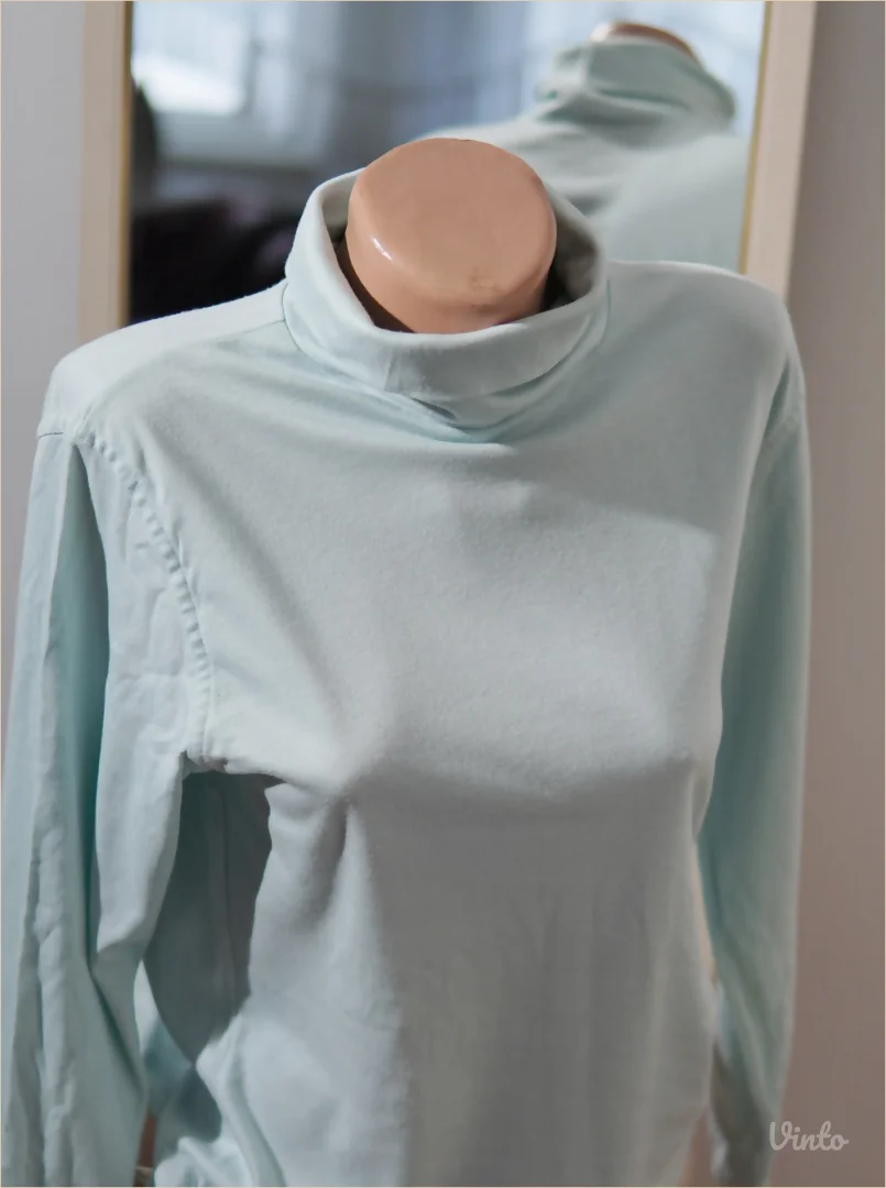 4.6. Svetloplava ženska M rolka