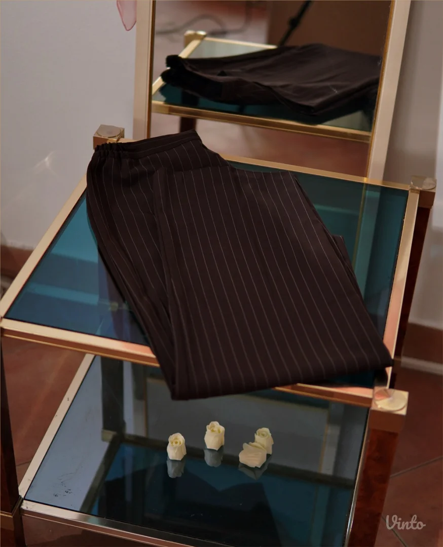 5.4.2. Bekov braon pantalone na pruge L