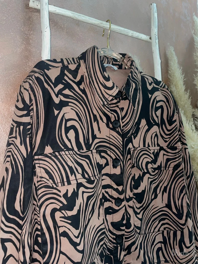 Stradivarius košulja