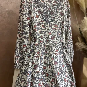 Zara cvetna haljina