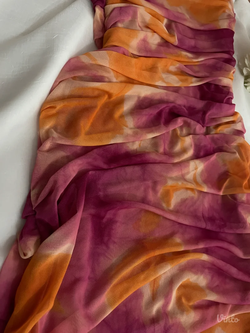 Zara haljina od tila sa dezenom