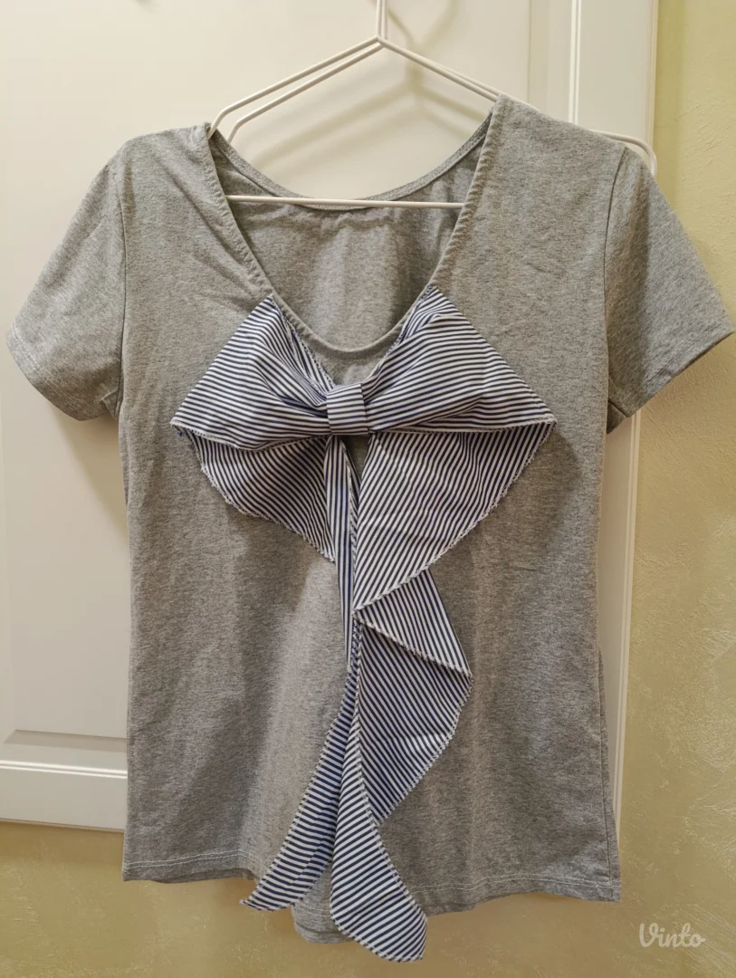 Majica kratkih rukava sa mašnom