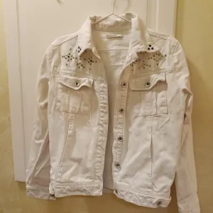 Stradivarius ženska teksas jakna