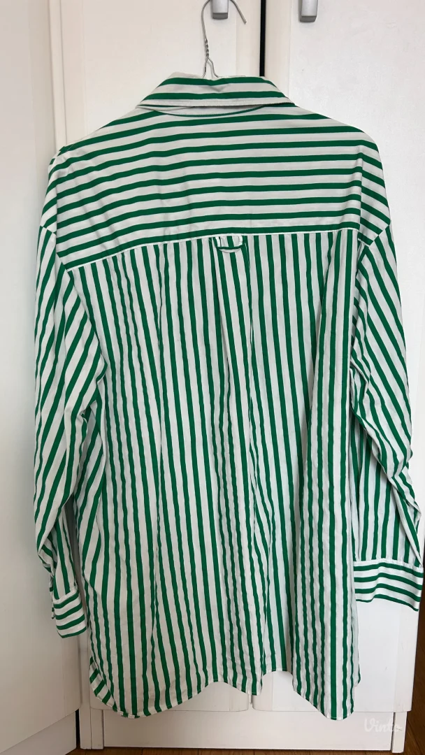 Oversize Bershka prugasta košulja