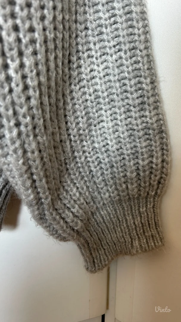 Stradivarius džemper