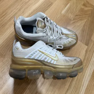 Nike kožne ženske patike