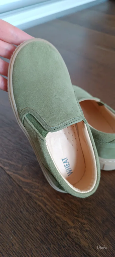 Wheat velur mokasine NOVO,28