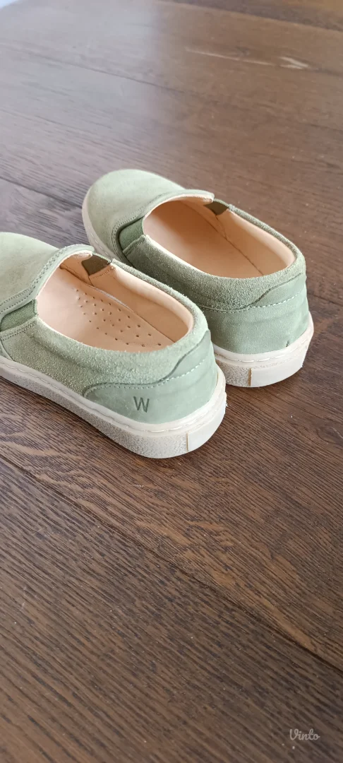 Wheat velur mokasine NOVO,28