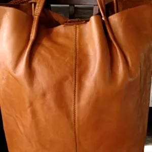 Prelepa kožna tašna iz Firence NOVO