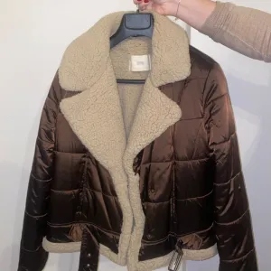 Stradivarius zimska jakna