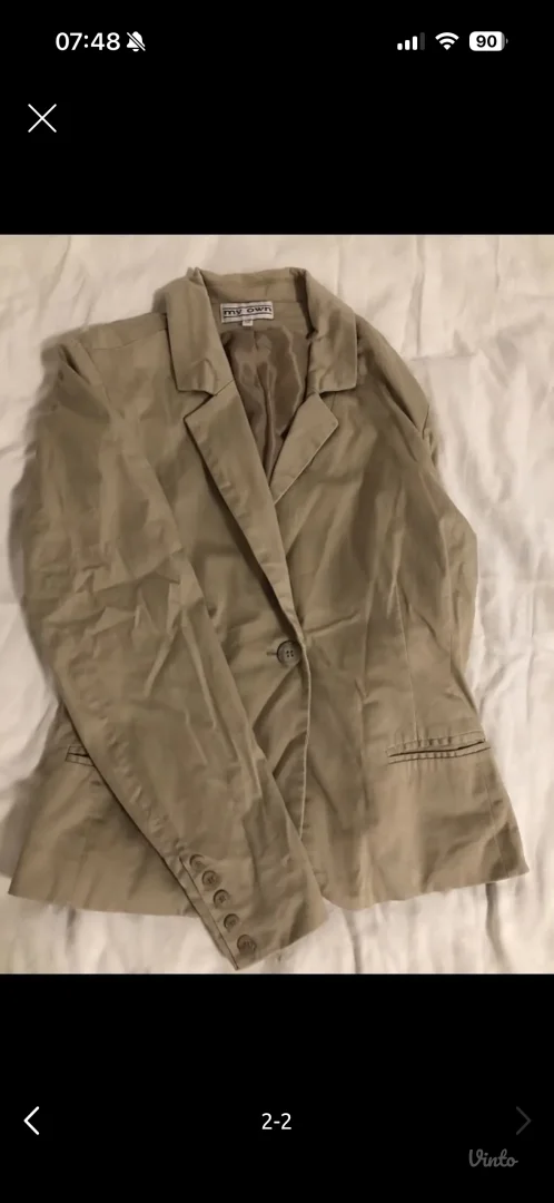 Bež ženski komplet – sako i pantalone