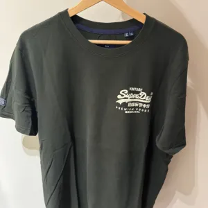 Muska superdry majica