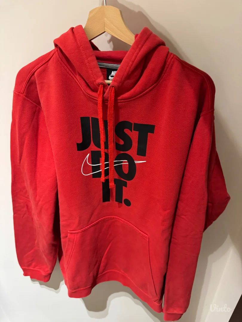 Nike muski duks sa kapuljacom