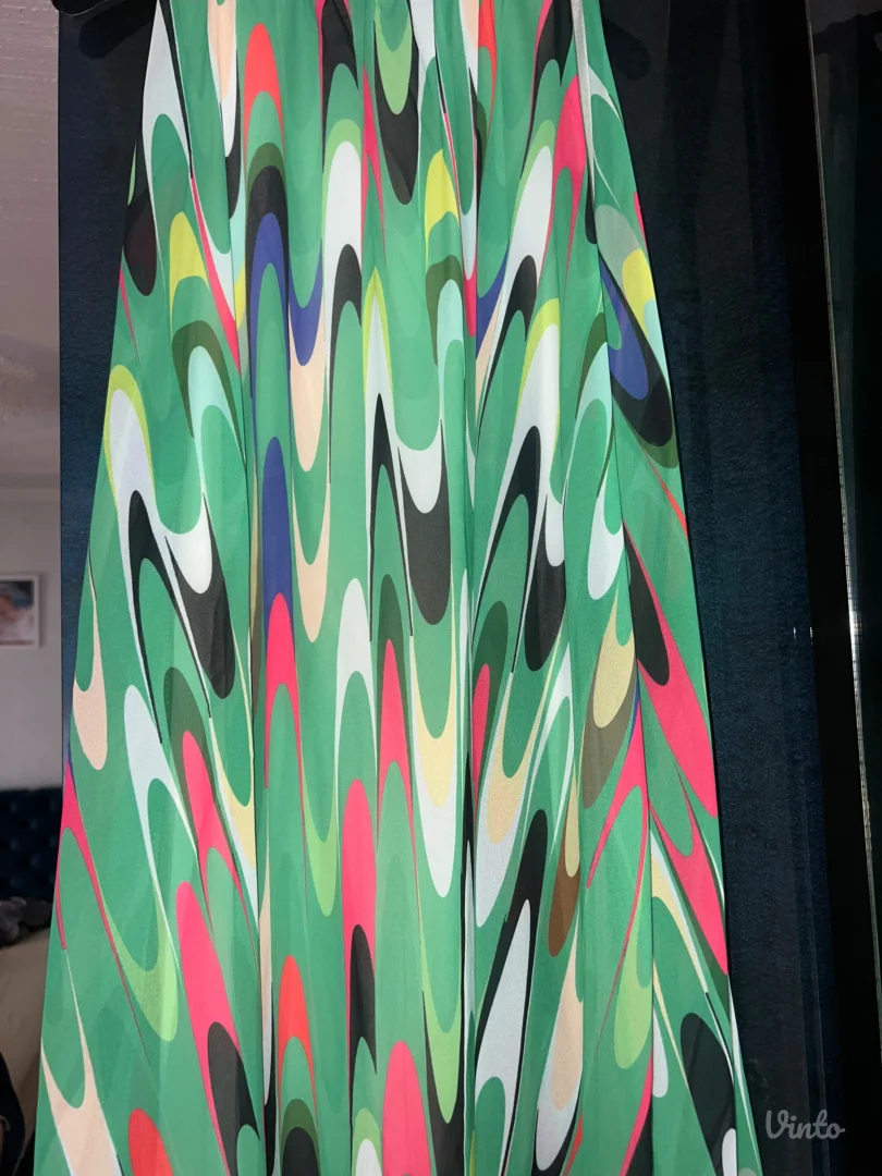 Sarena tunika bez rukava