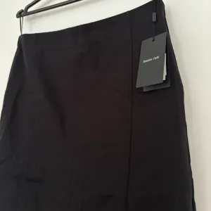 massimo dutti pamučna pencil suknja sa etiketom