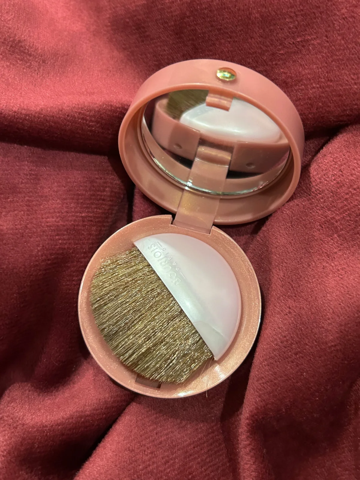 Bourjois rumenilo u nijansi 33