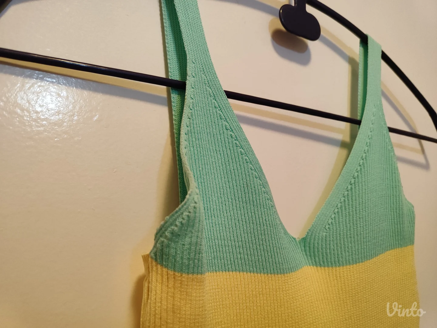 Šarena trikotažna haljina